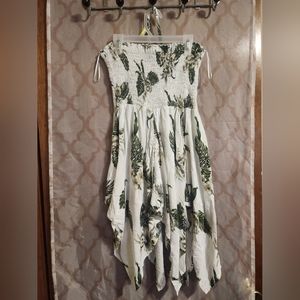 Sunny Island Hawaii Beautiful Halter Dress With Tie Neck one Size Fits All